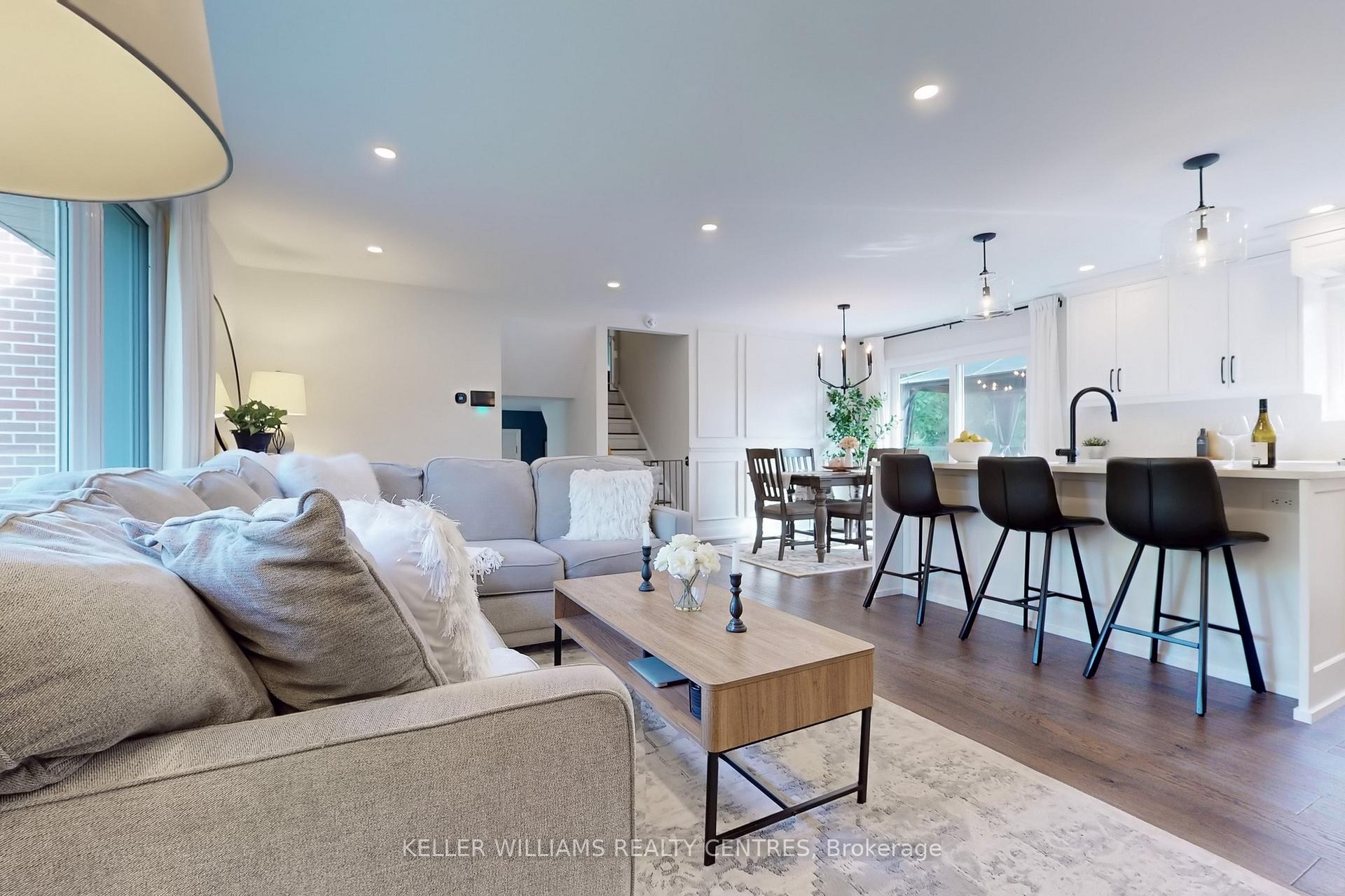 Photo 12 of 4 Northpark Road, Barrie, Wellington — HOMEH
