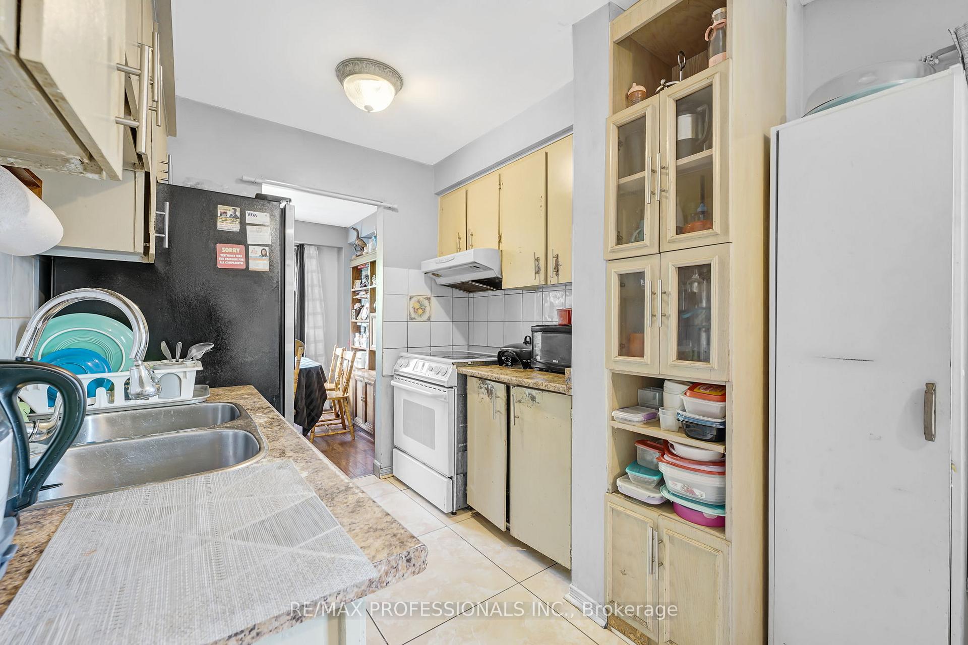 Photo 14 of 44 Skegby Road, Brampton, Brampton North — HOMEH