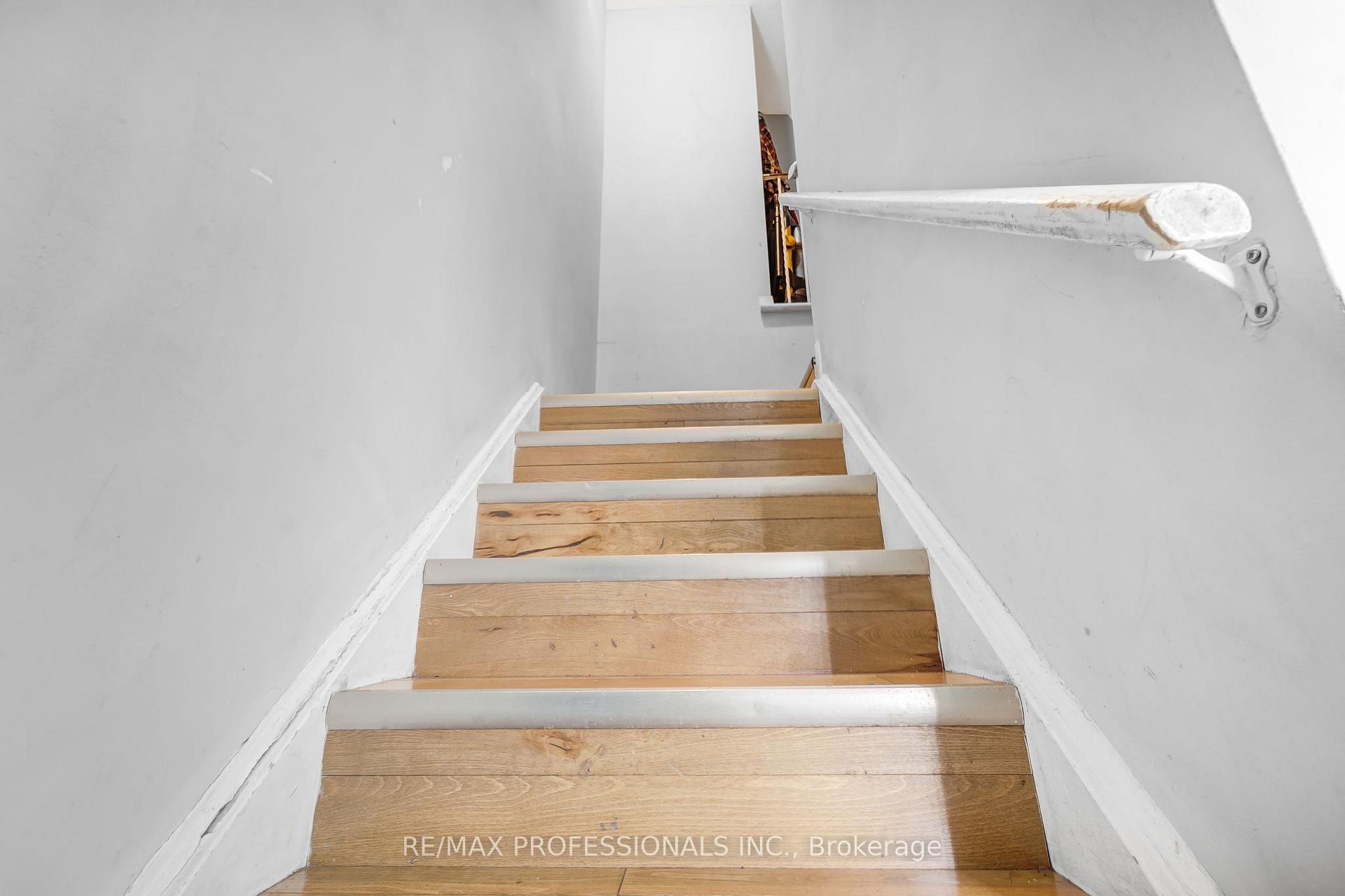Photo 15 of 44 Skegby Road, Brampton, Brampton North — HOMEH