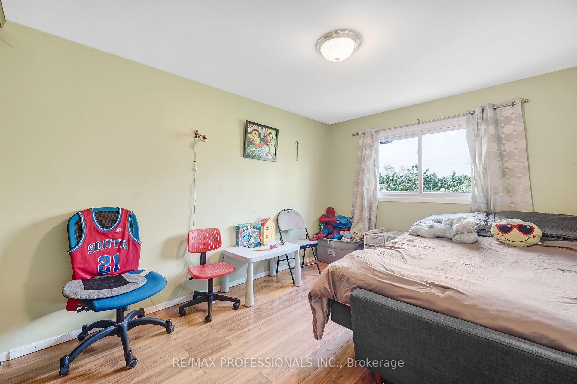 Photo 10 of 44 Skegby Road, Brampton, Brampton North — HOMEH