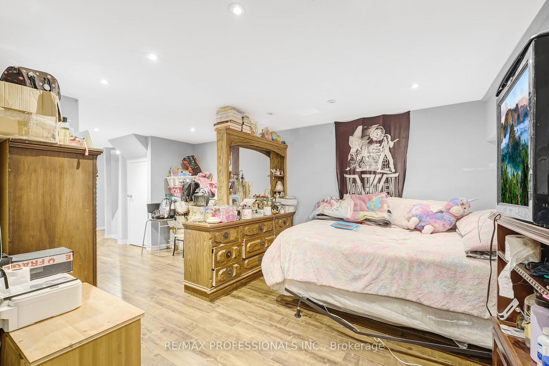 Photo 13 of 44 Skegby Road, Brampton, Brampton North — HOMEH
