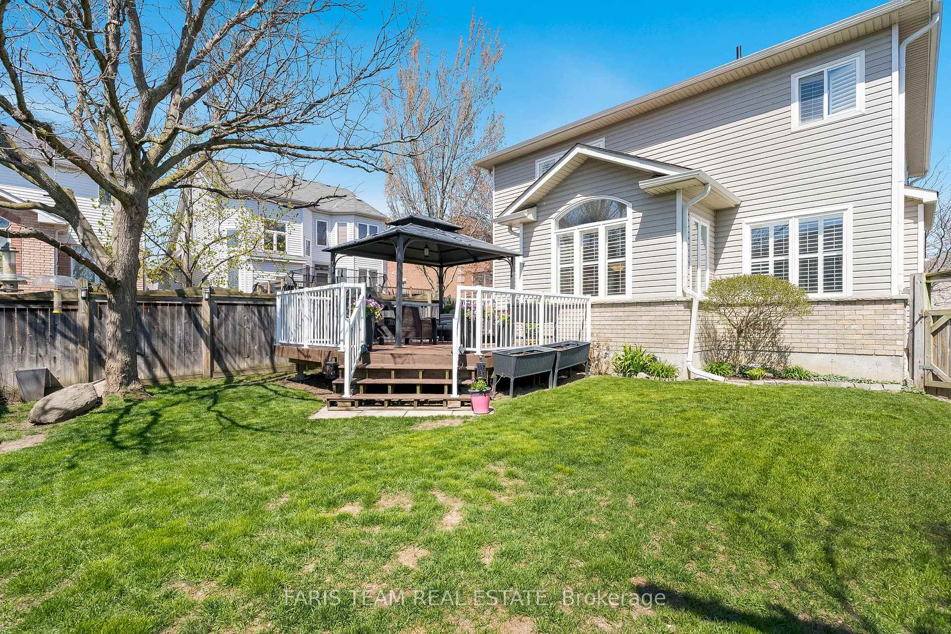 Photo 24 of 5 Sovereign's Gate, Barrie, Innis-Shore — HOMEH