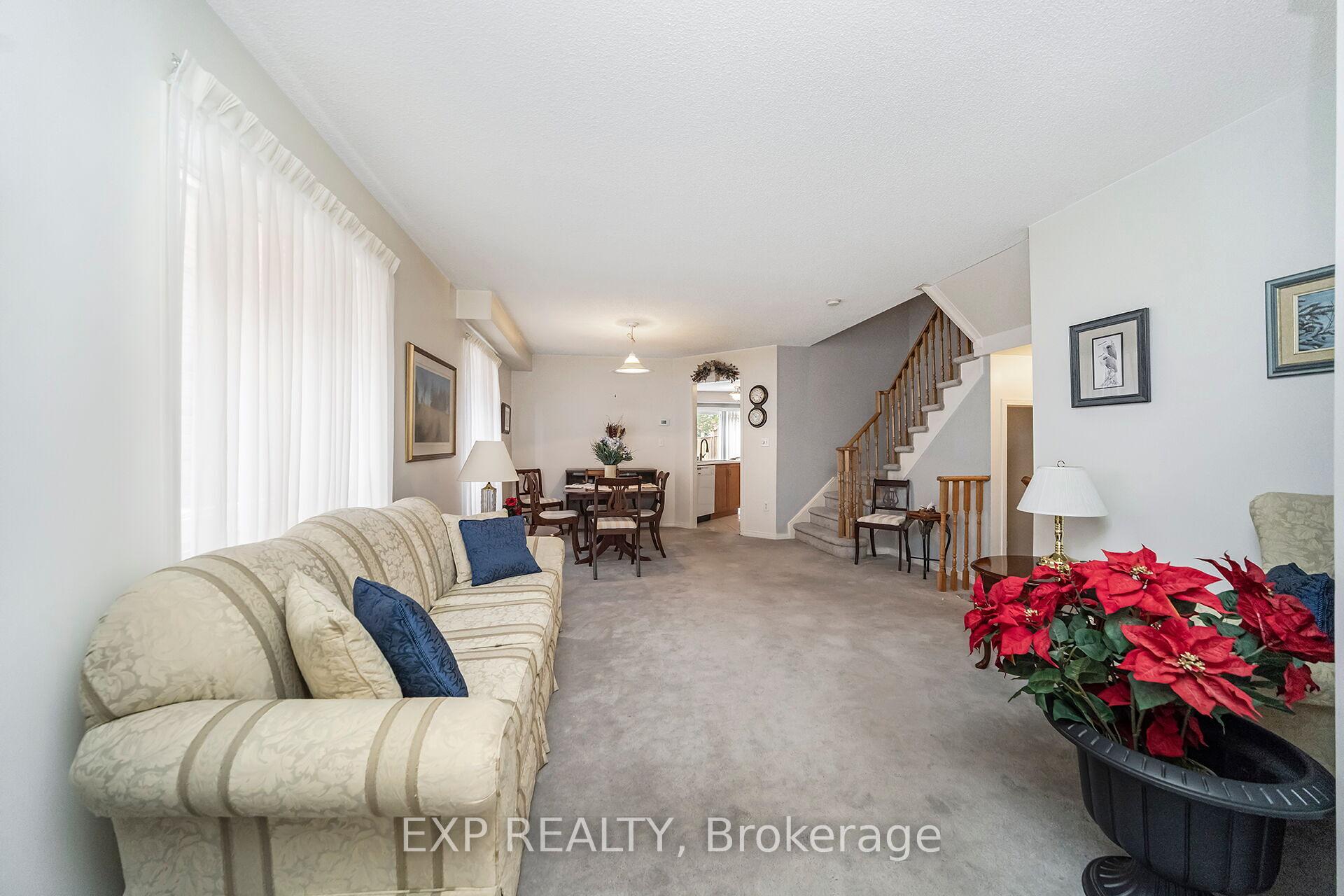 Photo 3 of 98 Merganser Crescent, Brampton, Fletcher's Creek South — HOMEH