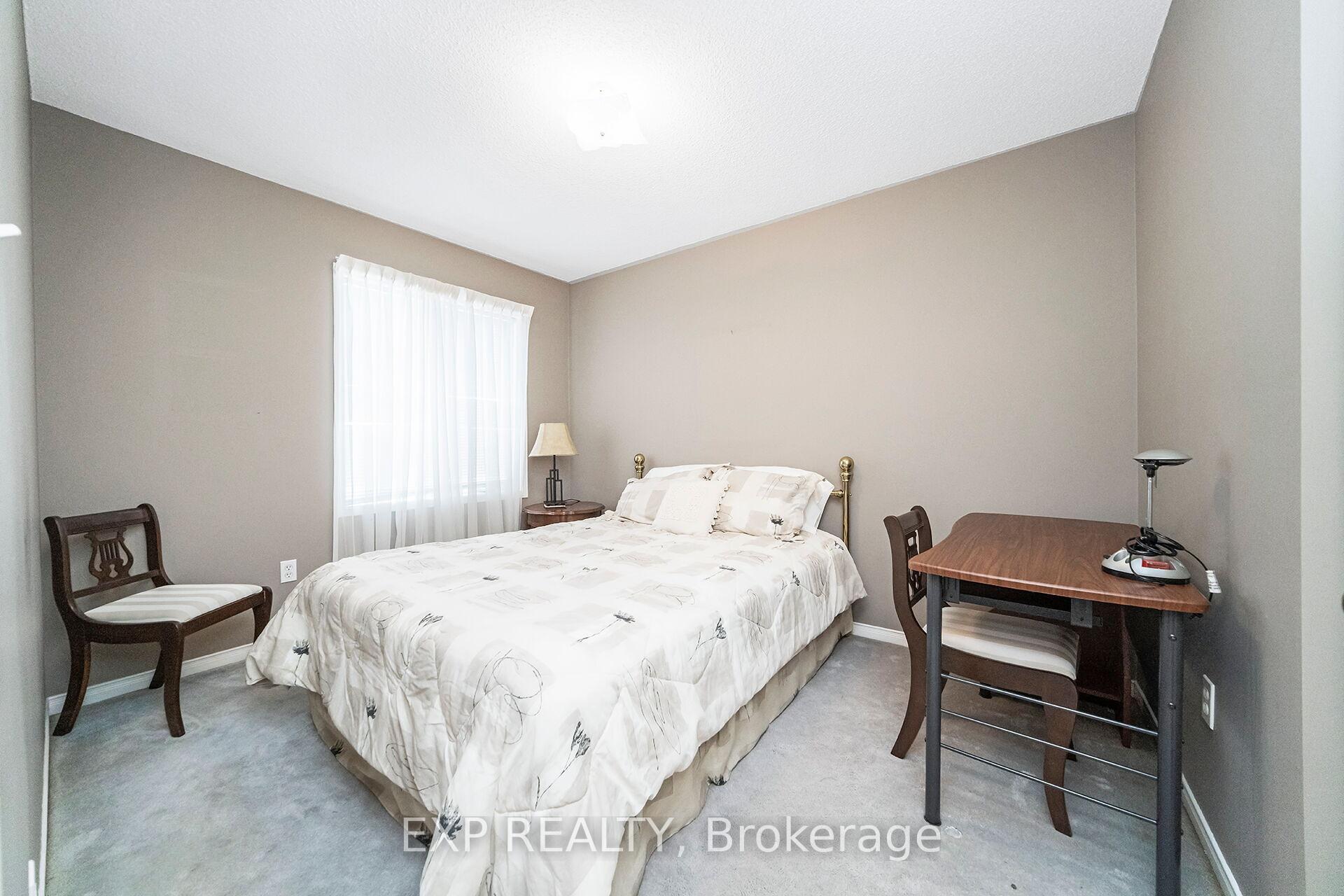 Photo 10 of 98 Merganser Crescent, Brampton, Fletcher's Creek South — HOMEH