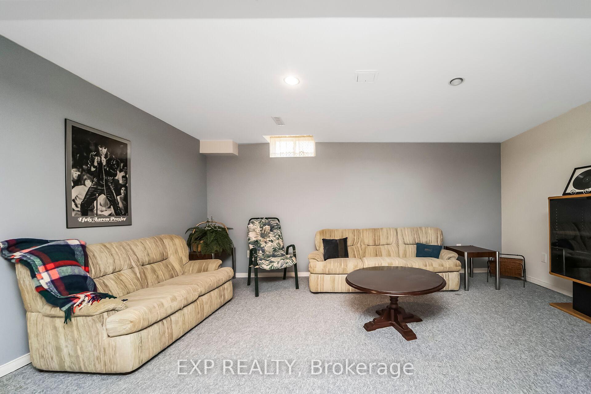 Photo 12 of 98 Merganser Crescent, Brampton, Fletcher's Creek South — HOMEH