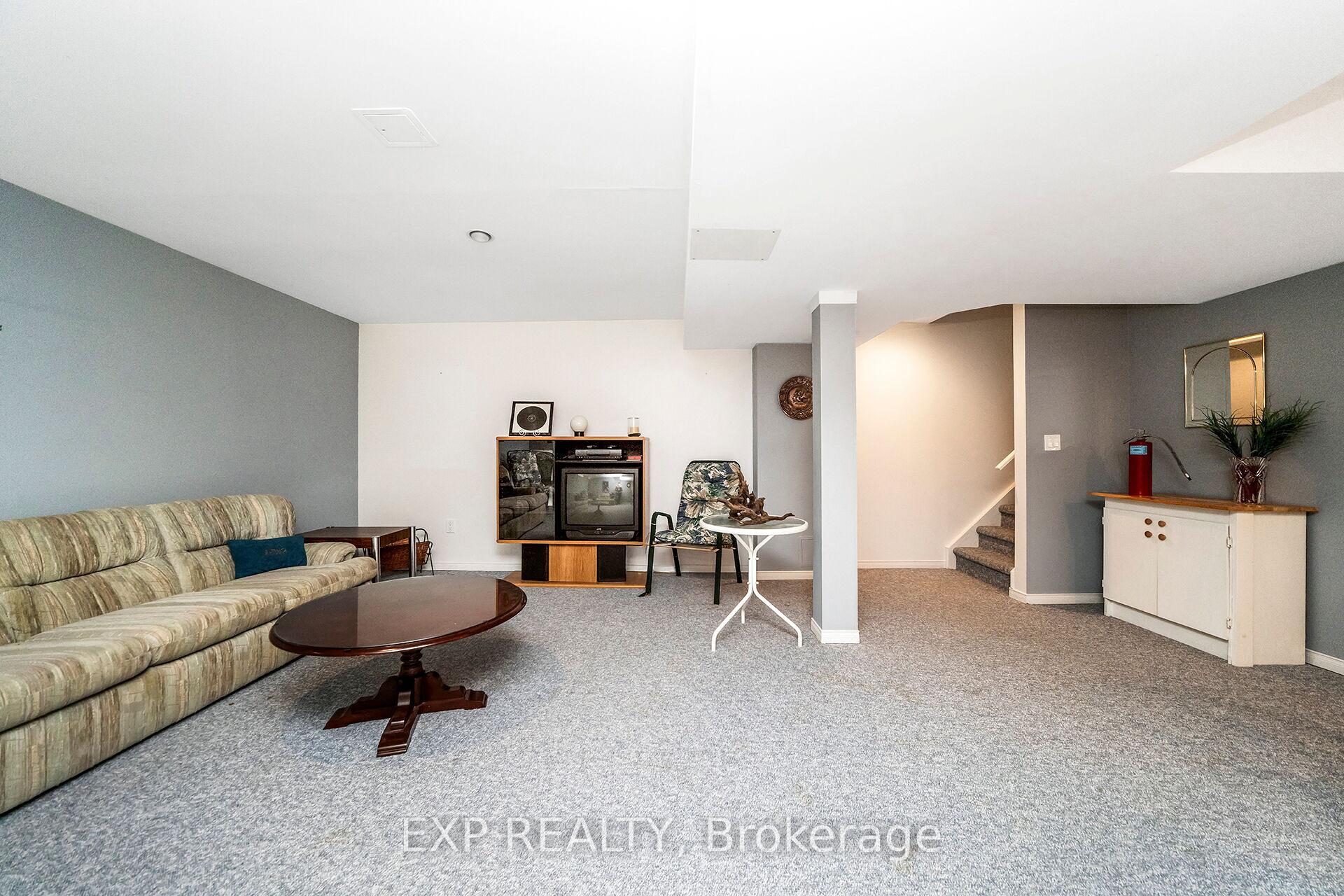 Photo 18 of 98 Merganser Crescent, Brampton, Fletcher's Creek South — HOMEH