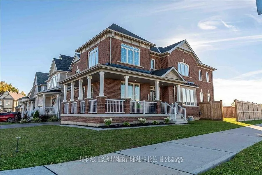 Photo 4 of 253 Kinsman Drive, Hamilton, Binbrook — HOMEH
