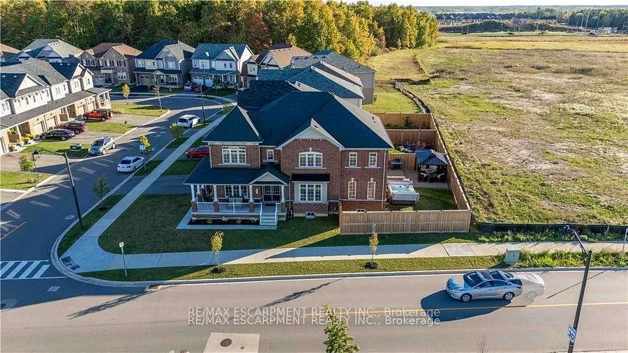 Photo 44 of 253 Kinsman Drive, Hamilton, Binbrook — HOMEH