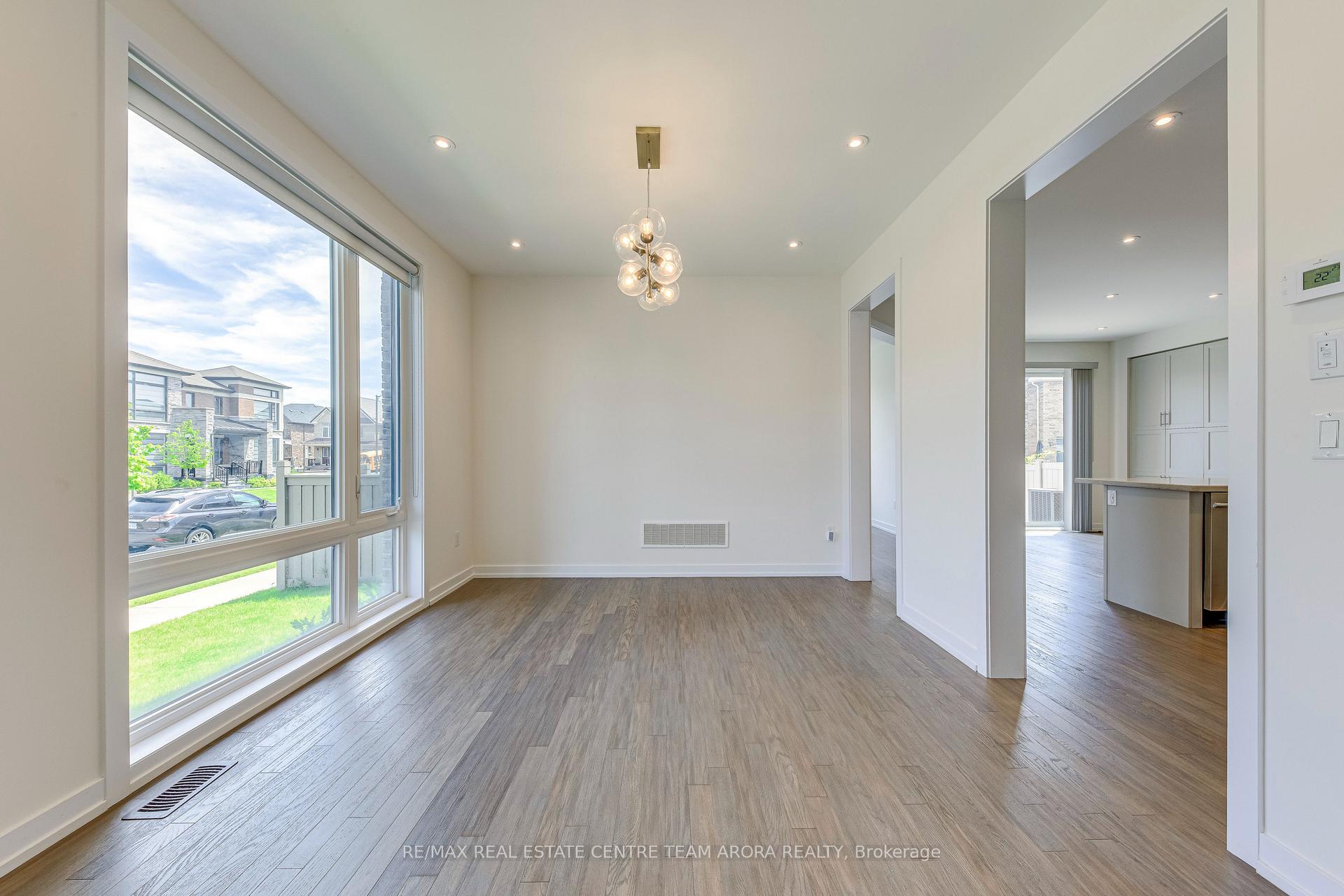 Photo 7 of 15 Dalecrest Road, Brampton, Credit Valley — HOMEH