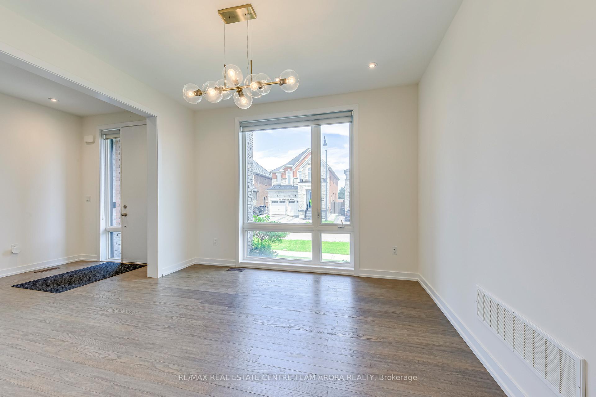 Photo 15 of 15 Dalecrest Road, Brampton, Credit Valley — HOMEH