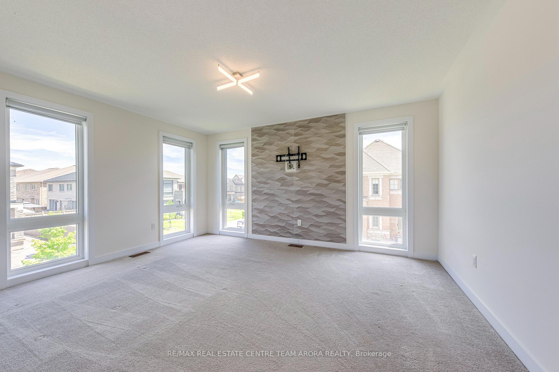 Photo 33 of 15 Dalecrest Road, Brampton, Credit Valley — HOMEH