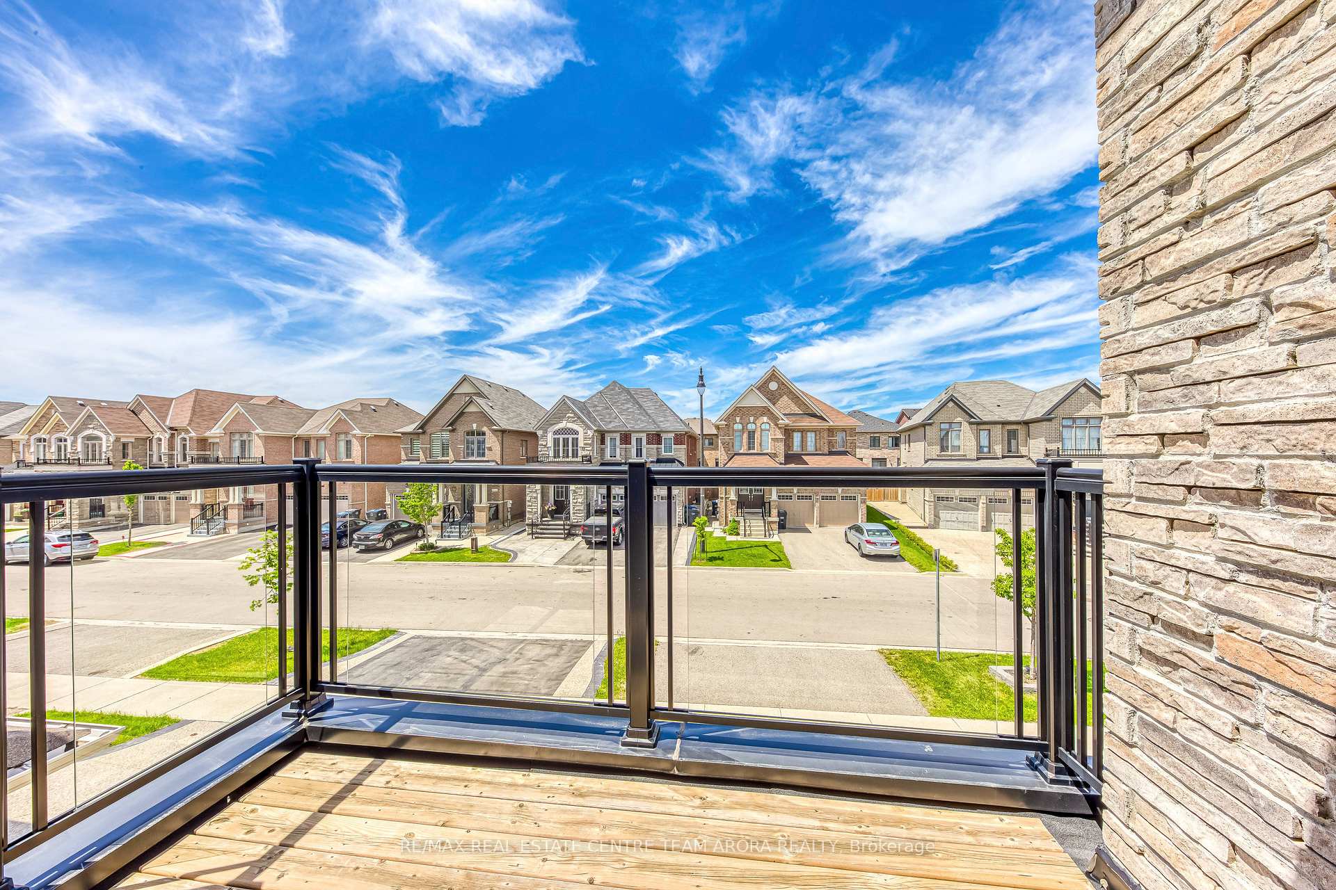 Photo 29 of 15 Dalecrest Road, Brampton, Credit Valley — HOMEH