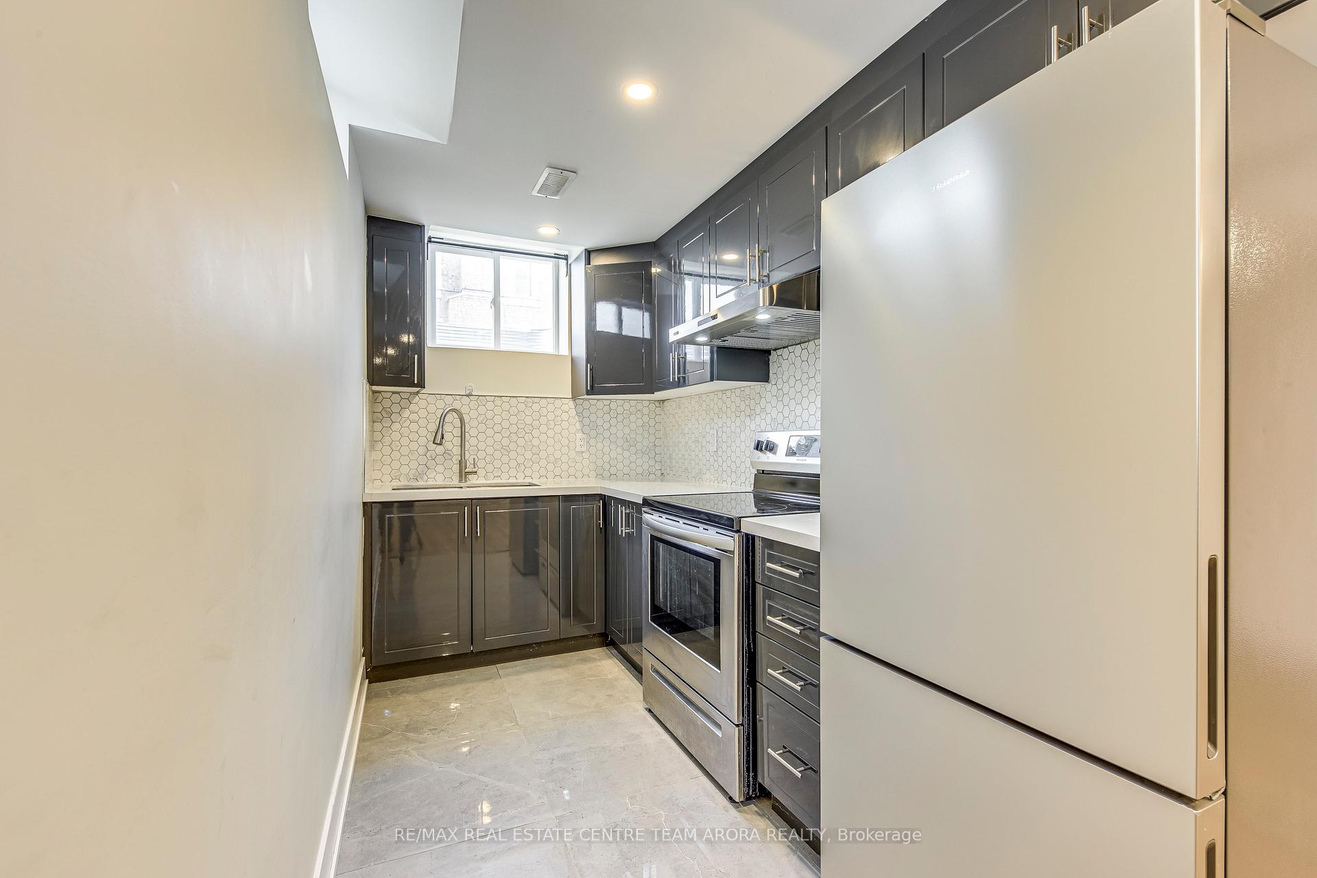 Photo 39 of 15 Dalecrest Road, Brampton, Credit Valley — HOMEH