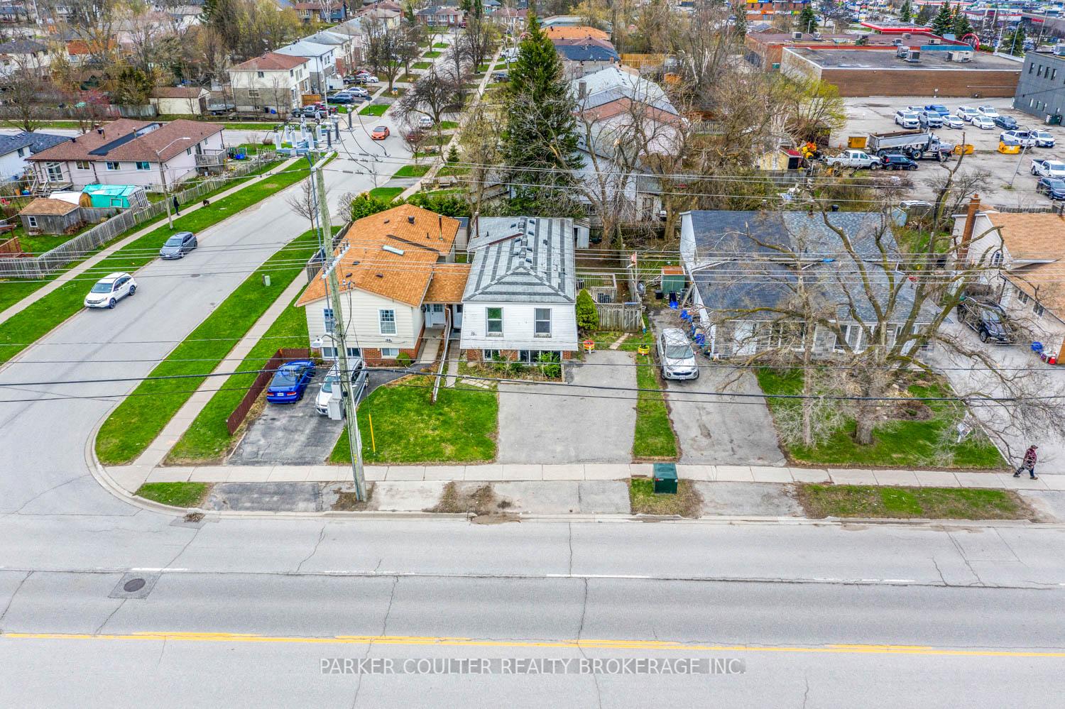 Photo 2 of 19 A Cundles Road E, Barrie, Cundles East — HOMEH