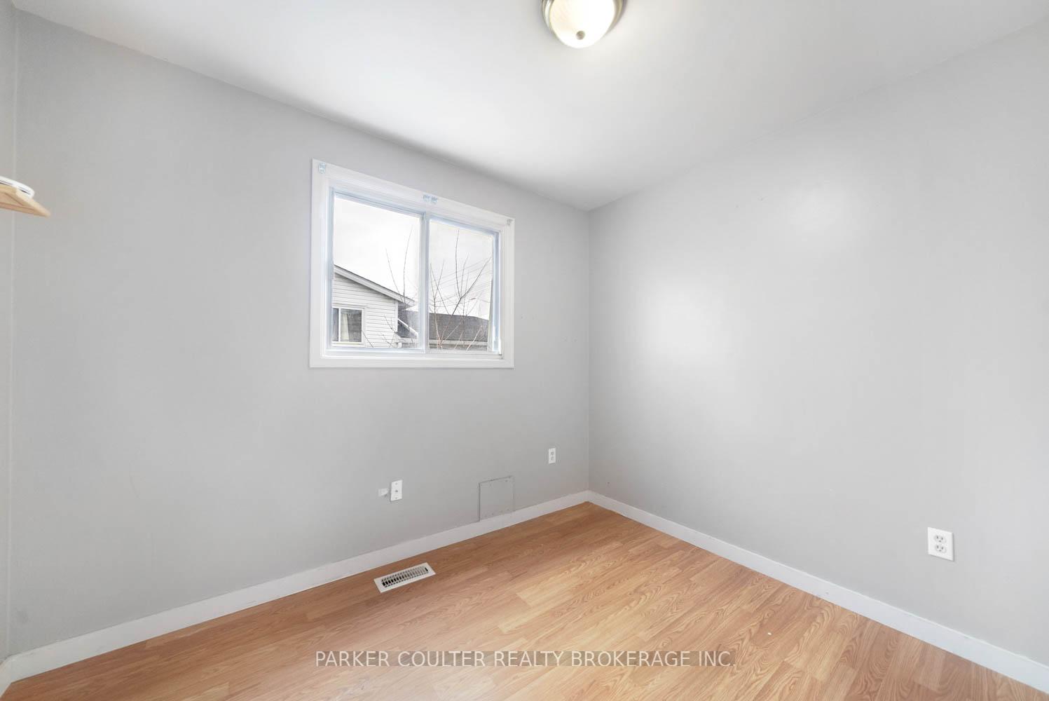 Photo 18 of 19 A Cundles Road E, Barrie, Cundles East — HOMEH
