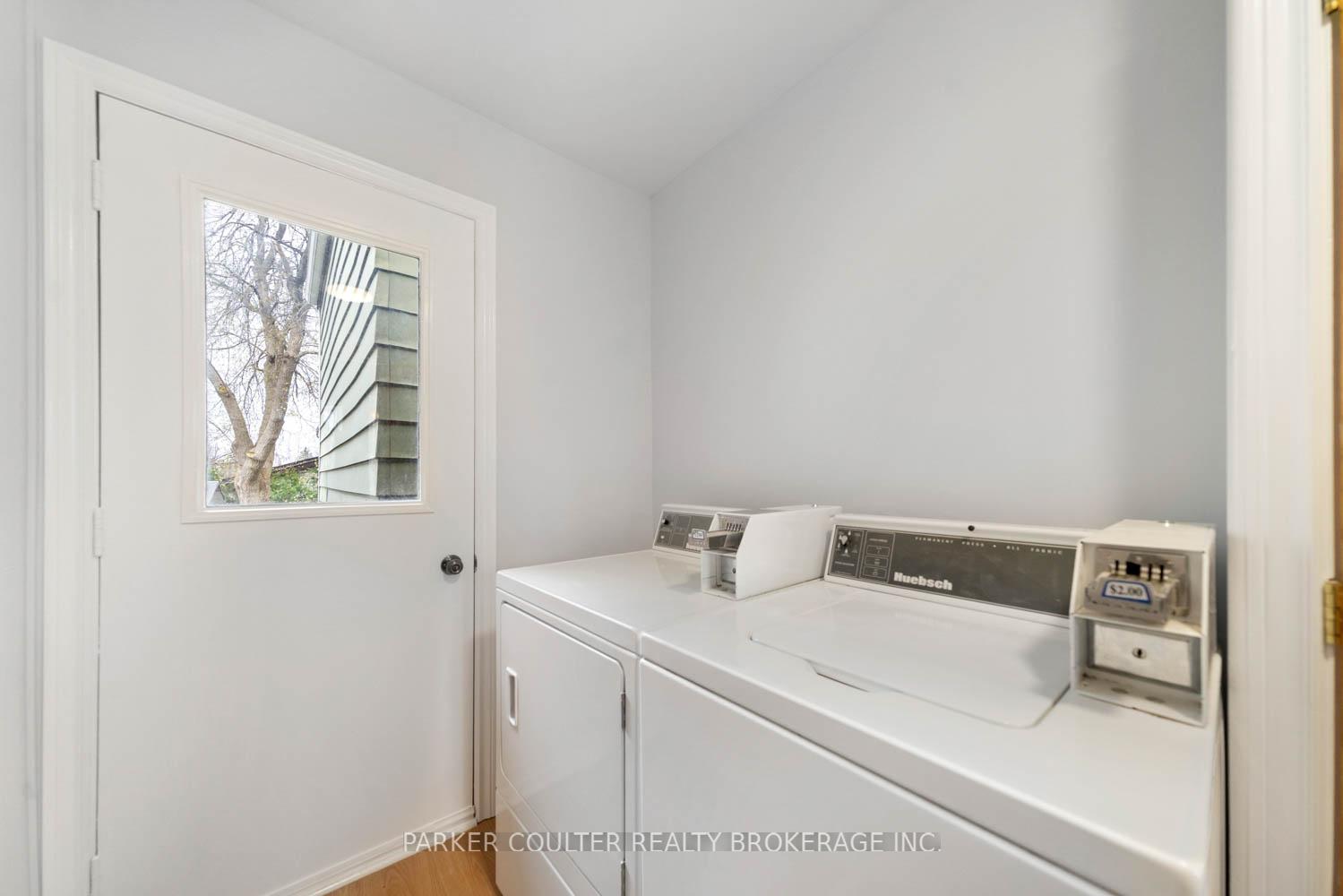 Photo 36 of 19 A Cundles Road E, Barrie, Cundles East — HOMEH