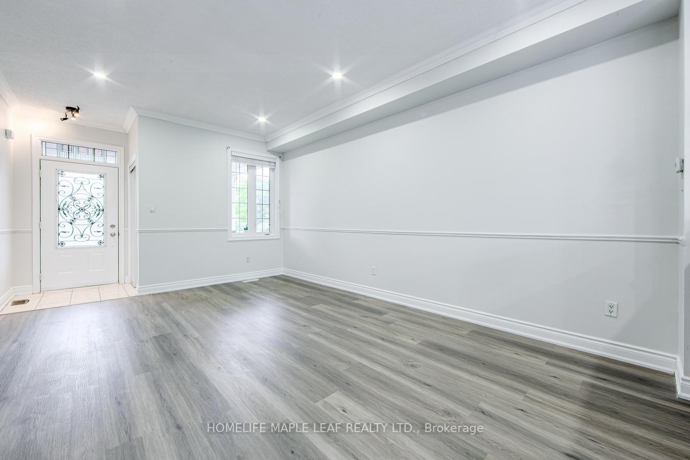Photo 10 of 58 Begonia Crescent, Brampton, Northwest Sandalwood Parkway — HOMEH