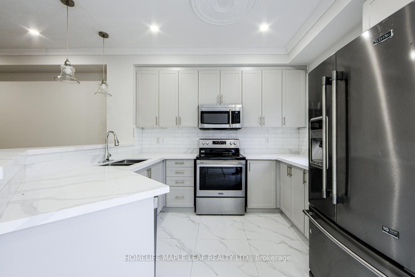 Photo 7 of 58 Begonia Crescent, Brampton, Northwest Sandalwood Parkway — HOMEH