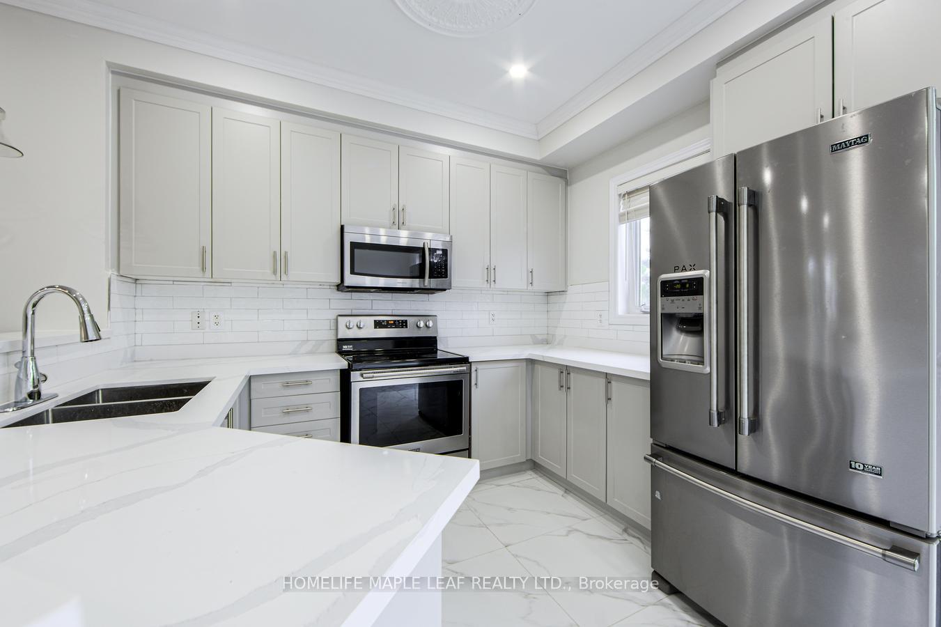 Photo 39 of 58 Begonia Crescent, Brampton, Northwest Sandalwood Parkway — HOMEH
