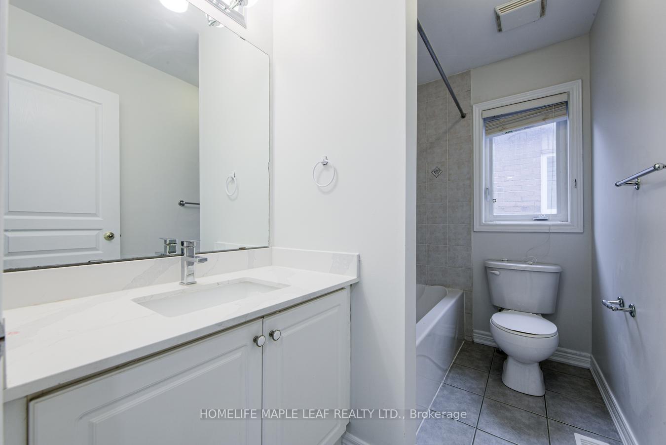 Photo 19 of 58 Begonia Crescent, Brampton, Northwest Sandalwood Parkway — HOMEH