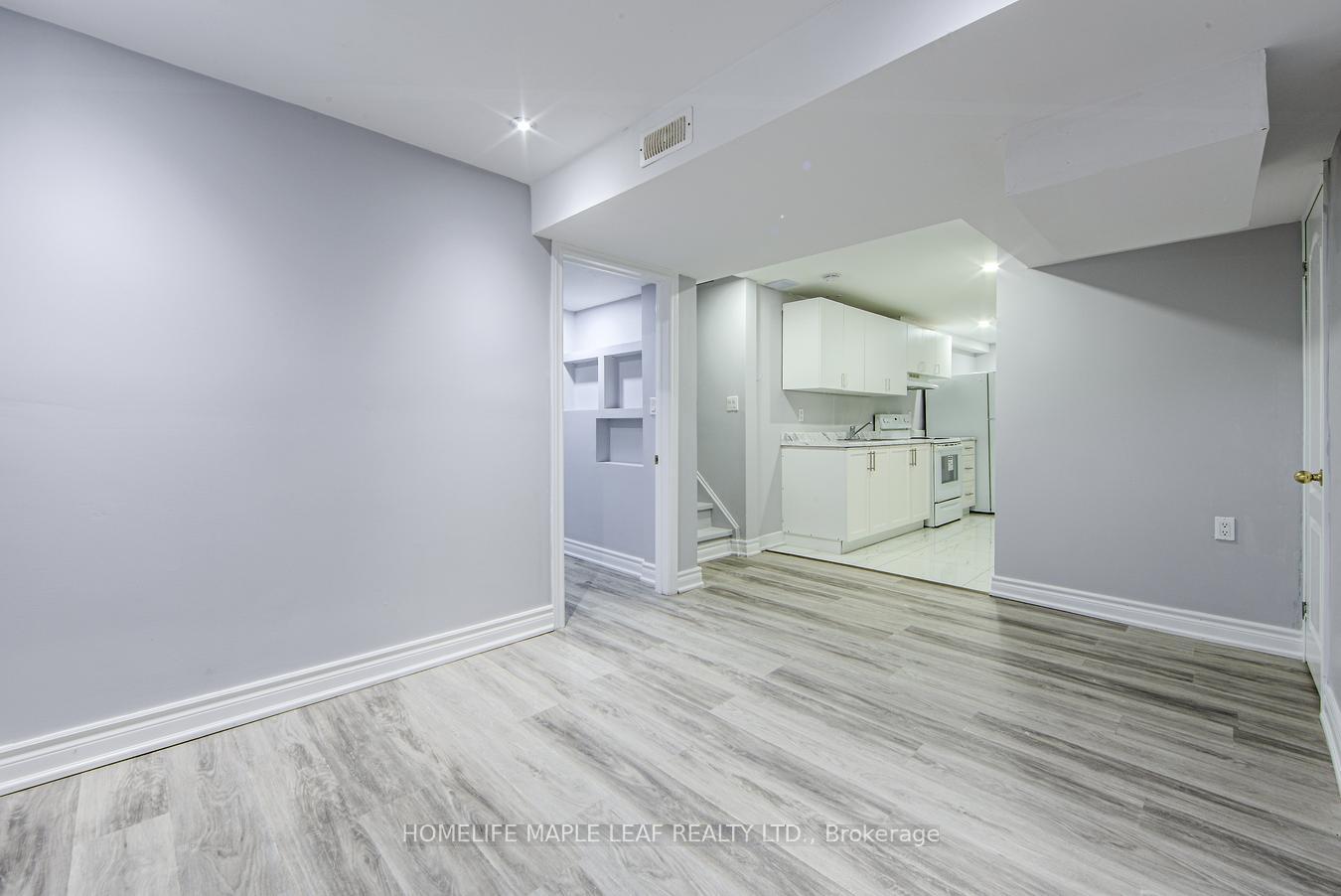 Photo 37 of 58 Begonia Crescent, Brampton, Northwest Sandalwood Parkway — HOMEH