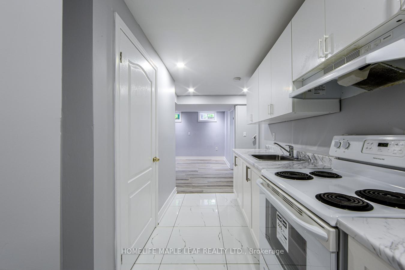 Photo 20 of 58 Begonia Crescent, Brampton, Northwest Sandalwood Parkway — HOMEH