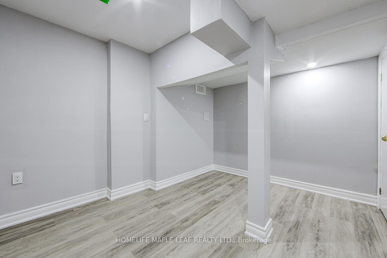 Photo 25 of 58 Begonia Crescent, Brampton, Northwest Sandalwood Parkway — HOMEH