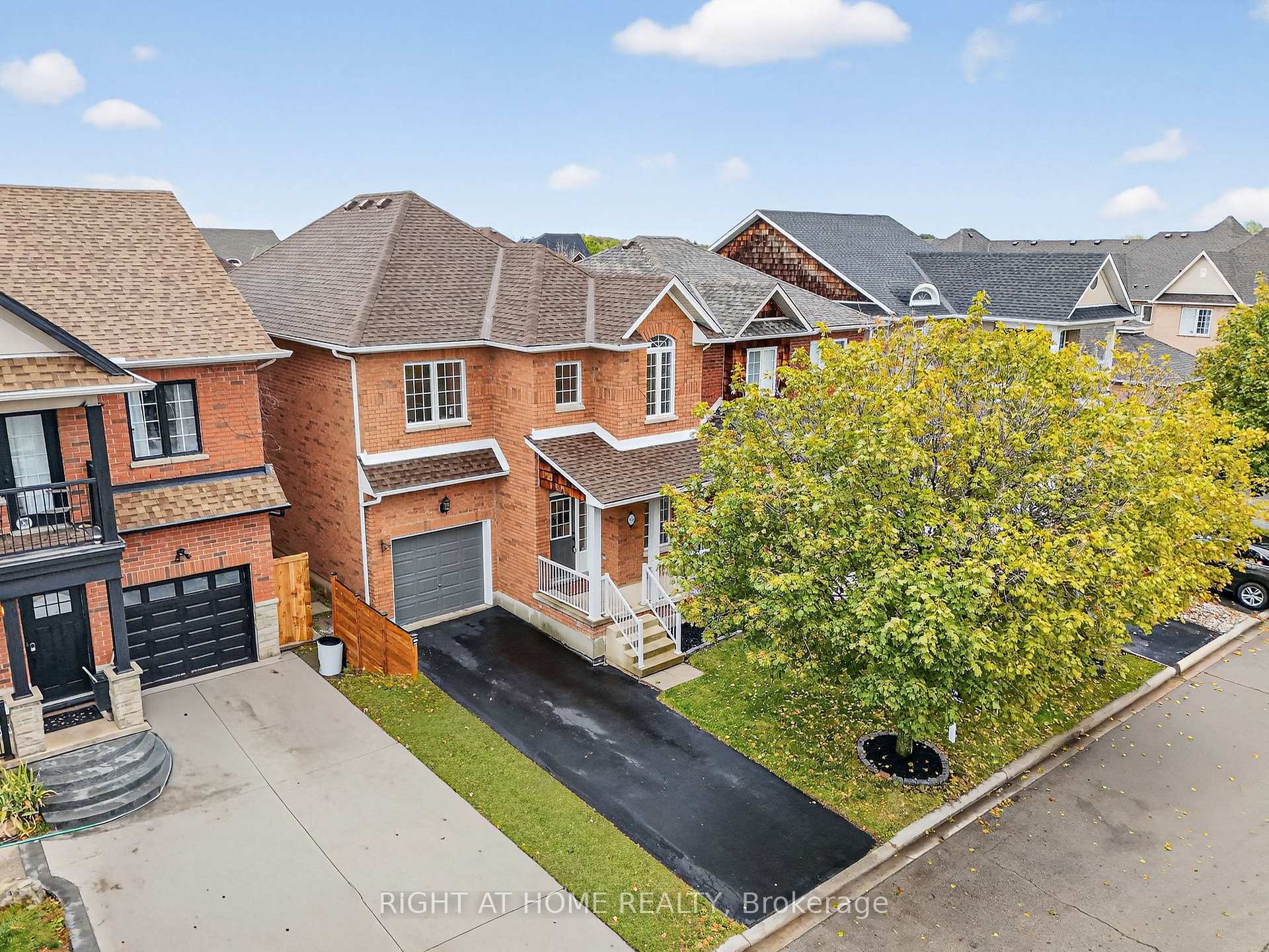 Photo 2 of 155 Springstead Avenue, Hamilton, Stoney Creek — HOMEH