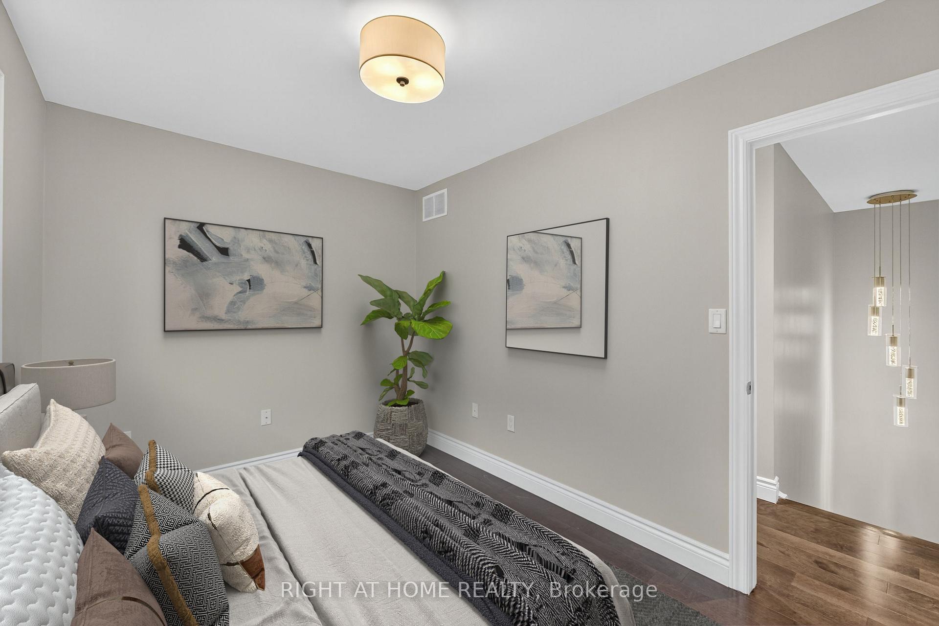 Photo 25 of 155 Springstead Avenue, Hamilton, Stoney Creek — HOMEH