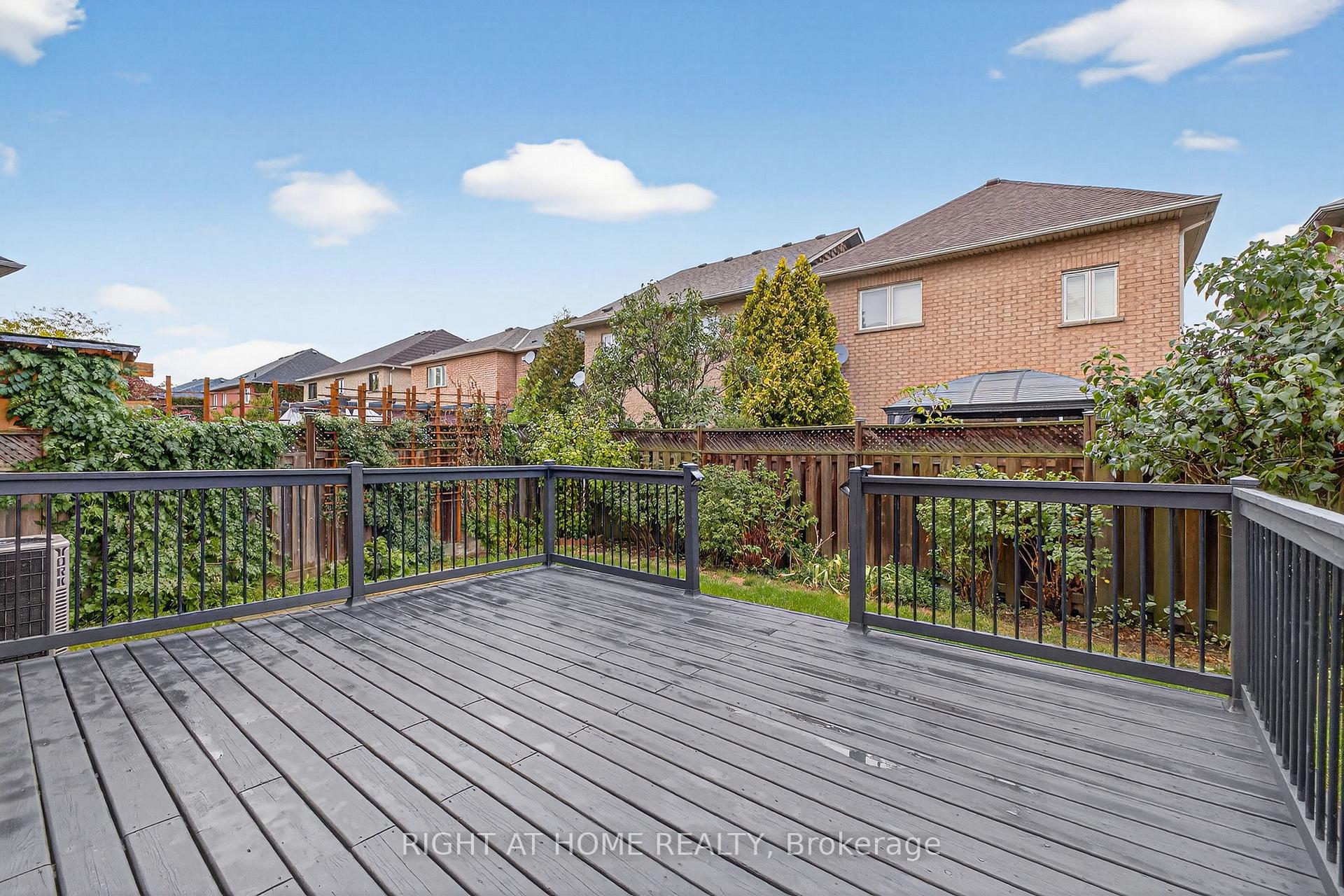 Photo 38 of 155 Springstead Avenue, Hamilton, Stoney Creek — HOMEH