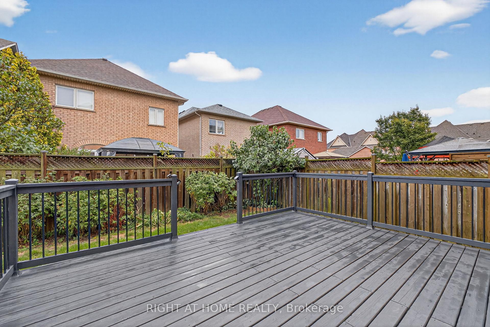 Photo 39 of 155 Springstead Avenue, Hamilton, Stoney Creek — HOMEH
