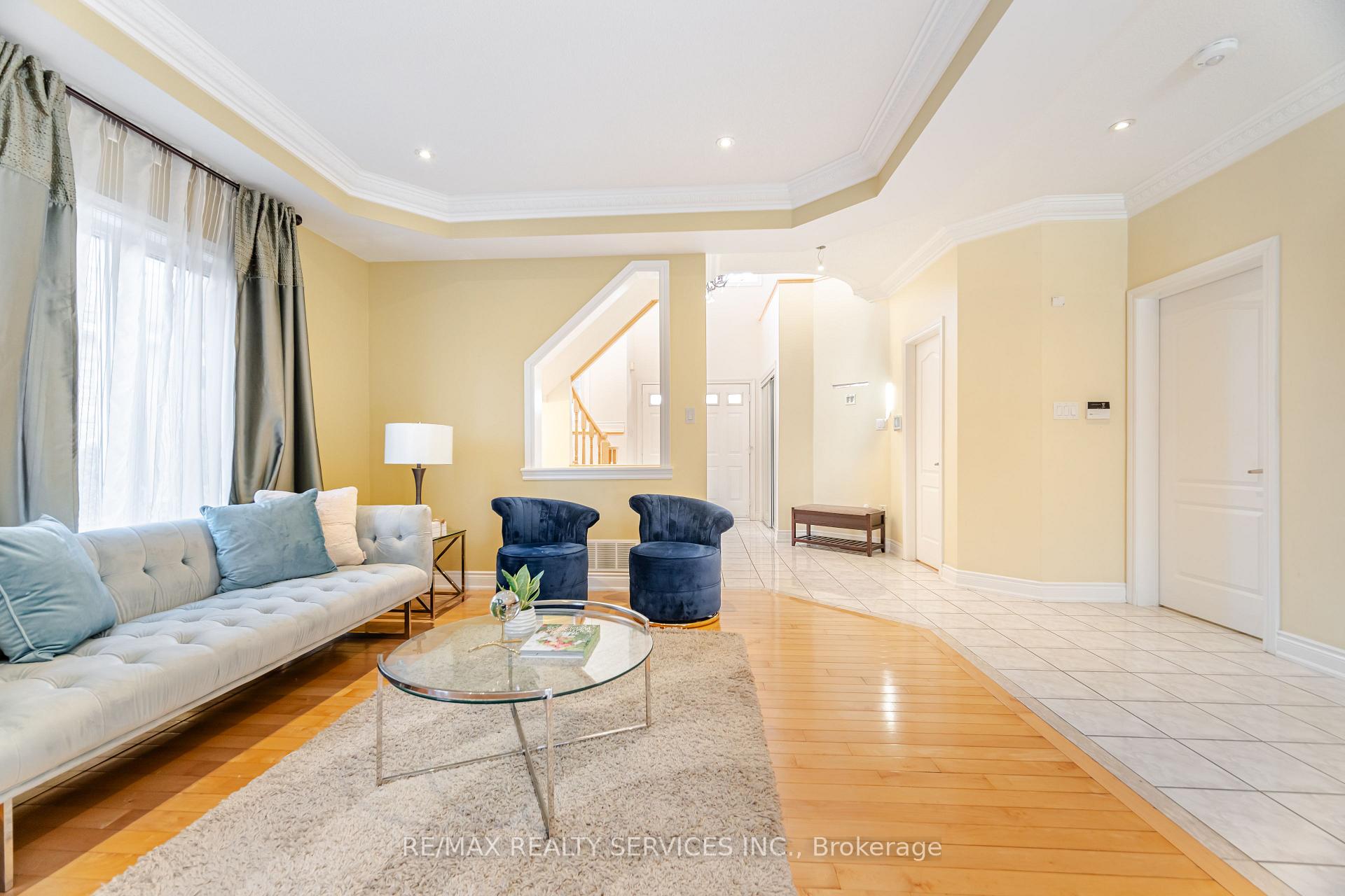Photo 41 of 5 Belleville Drive, Brampton, Vales of Castlemore North — HOMEH