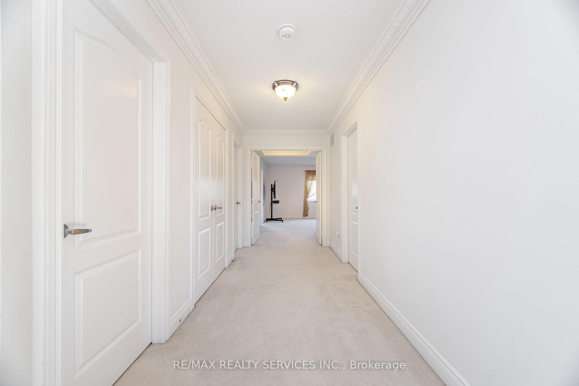 Photo 42 of 5 Belleville Drive, Brampton, Vales of Castlemore North — HOMEH