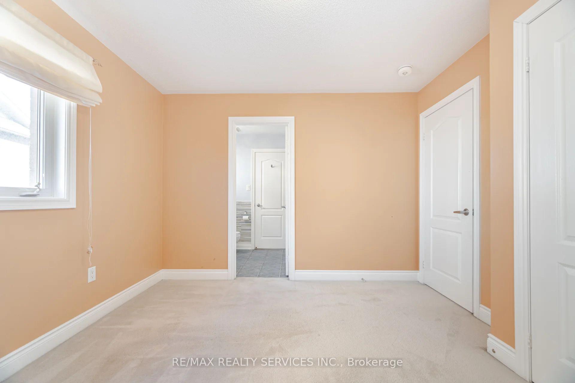 Photo 45 of 5 Belleville Drive, Brampton, Vales of Castlemore North — HOMEH