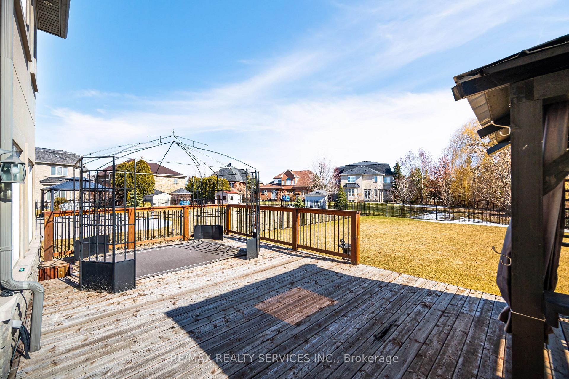 Photo 32 of 5 Belleville Drive, Brampton, Vales of Castlemore North — HOMEH