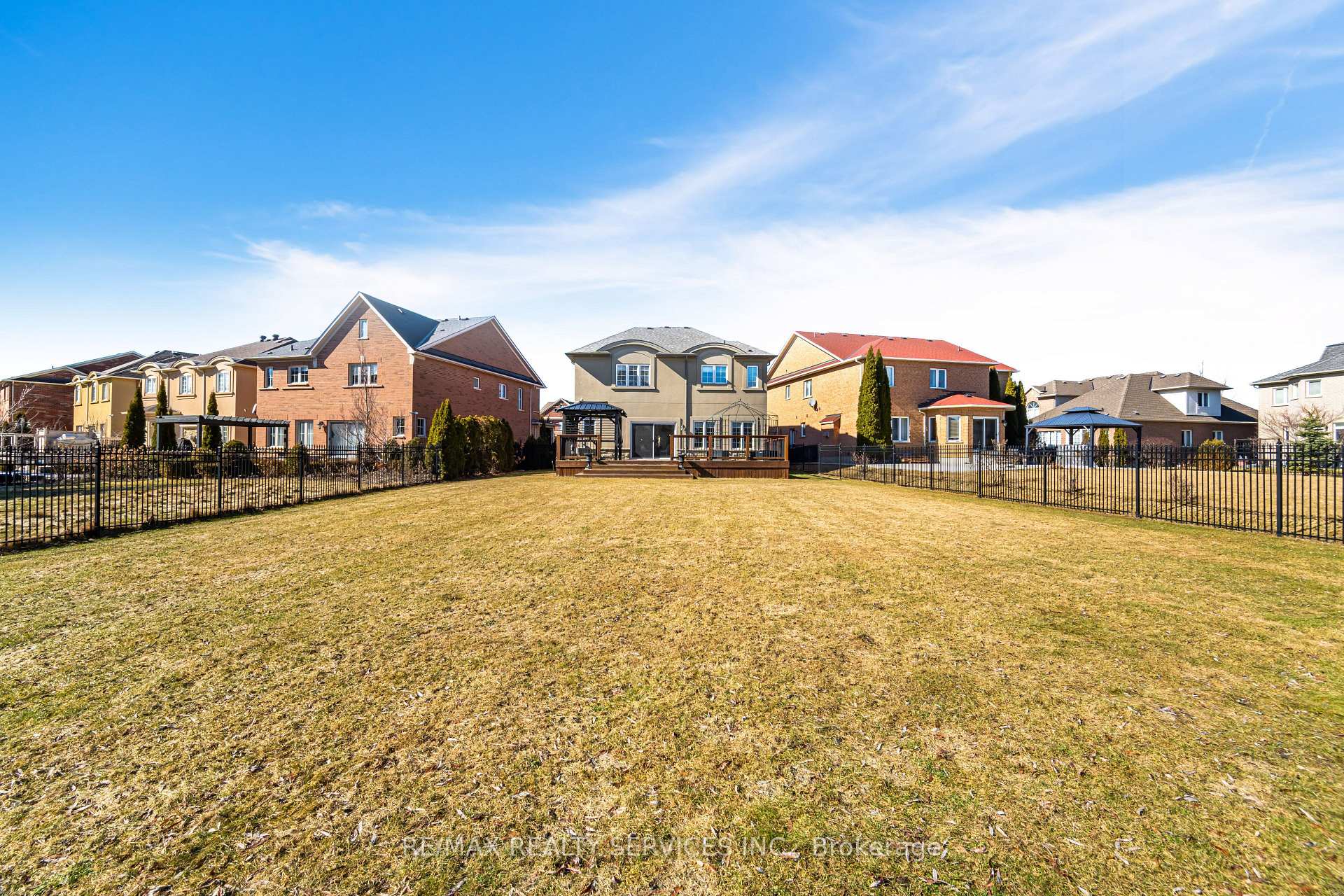 Photo 35 of 5 Belleville Drive, Brampton, Vales of Castlemore North — HOMEH