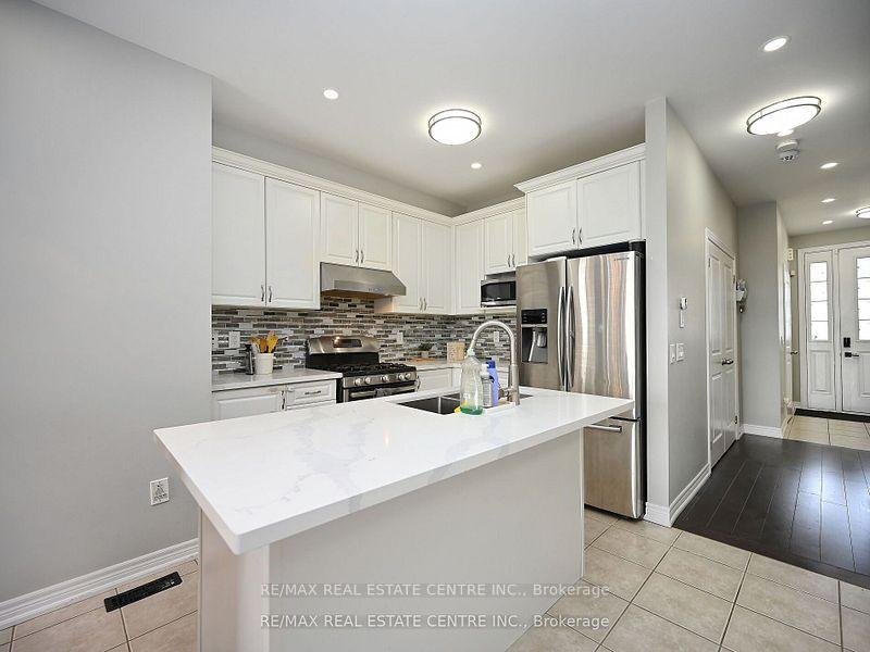 Photo 23 of 53 Dufay Road, Brampton, Northwest Brampton — HOMEH