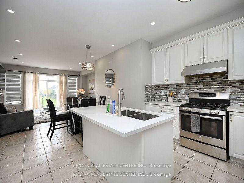 Photo 24 of 53 Dufay Road, Brampton, Northwest Brampton — HOMEH