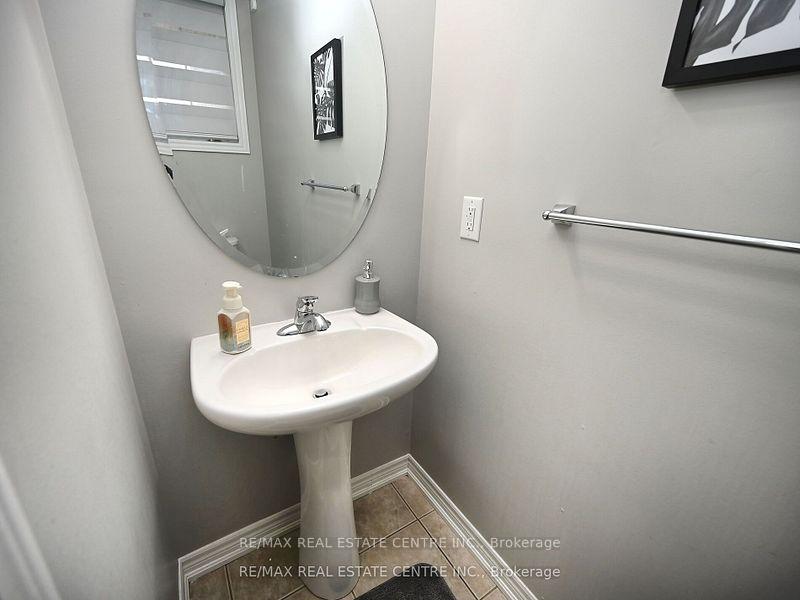 Photo 30 of 53 Dufay Road, Brampton, Northwest Brampton — HOMEH