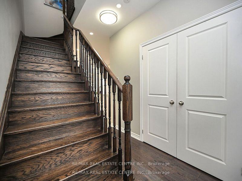 Photo 31 of 53 Dufay Road, Brampton, Northwest Brampton — HOMEH