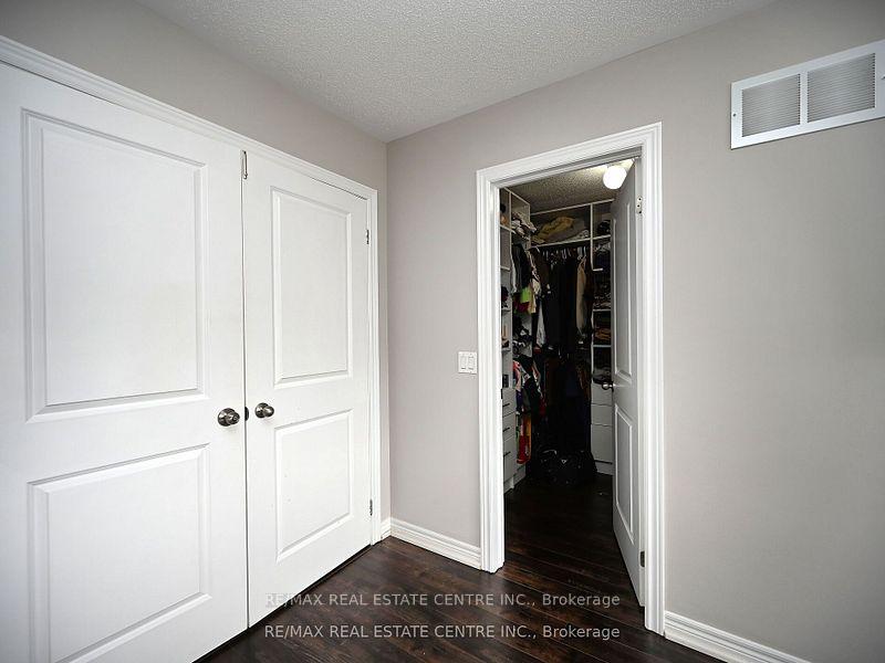 Photo 36 of 53 Dufay Road, Brampton, Northwest Brampton — HOMEH