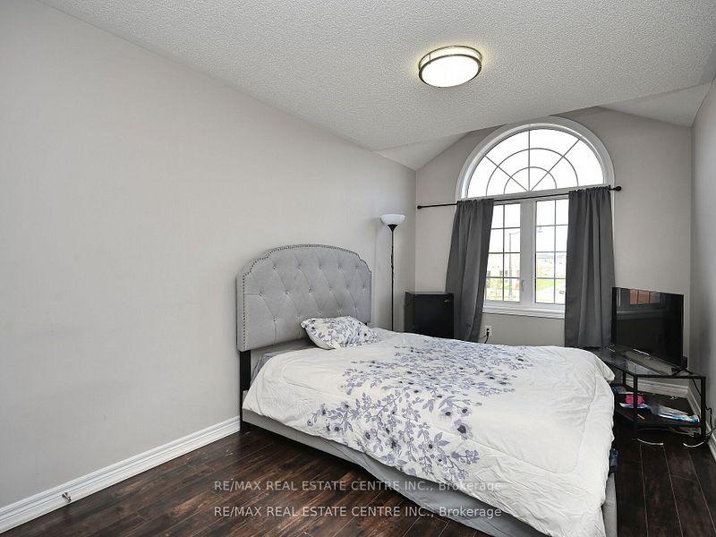 Photo 41 of 53 Dufay Road, Brampton, Northwest Brampton — HOMEH