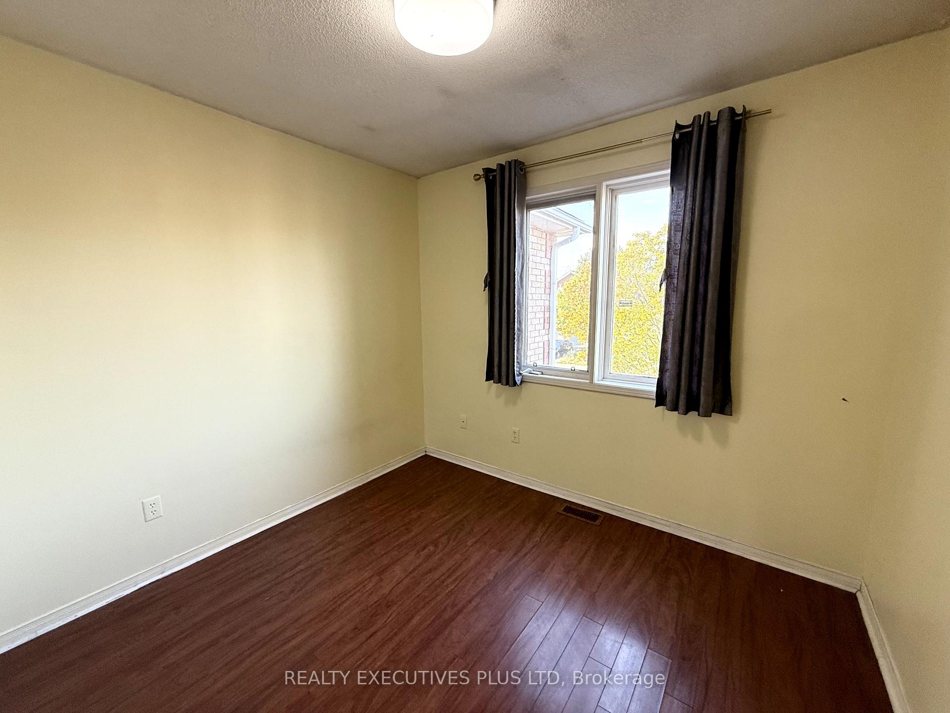 Photo 21 of 55 Ravenscliffe Court, Brampton, Northwood Park — HOMEH