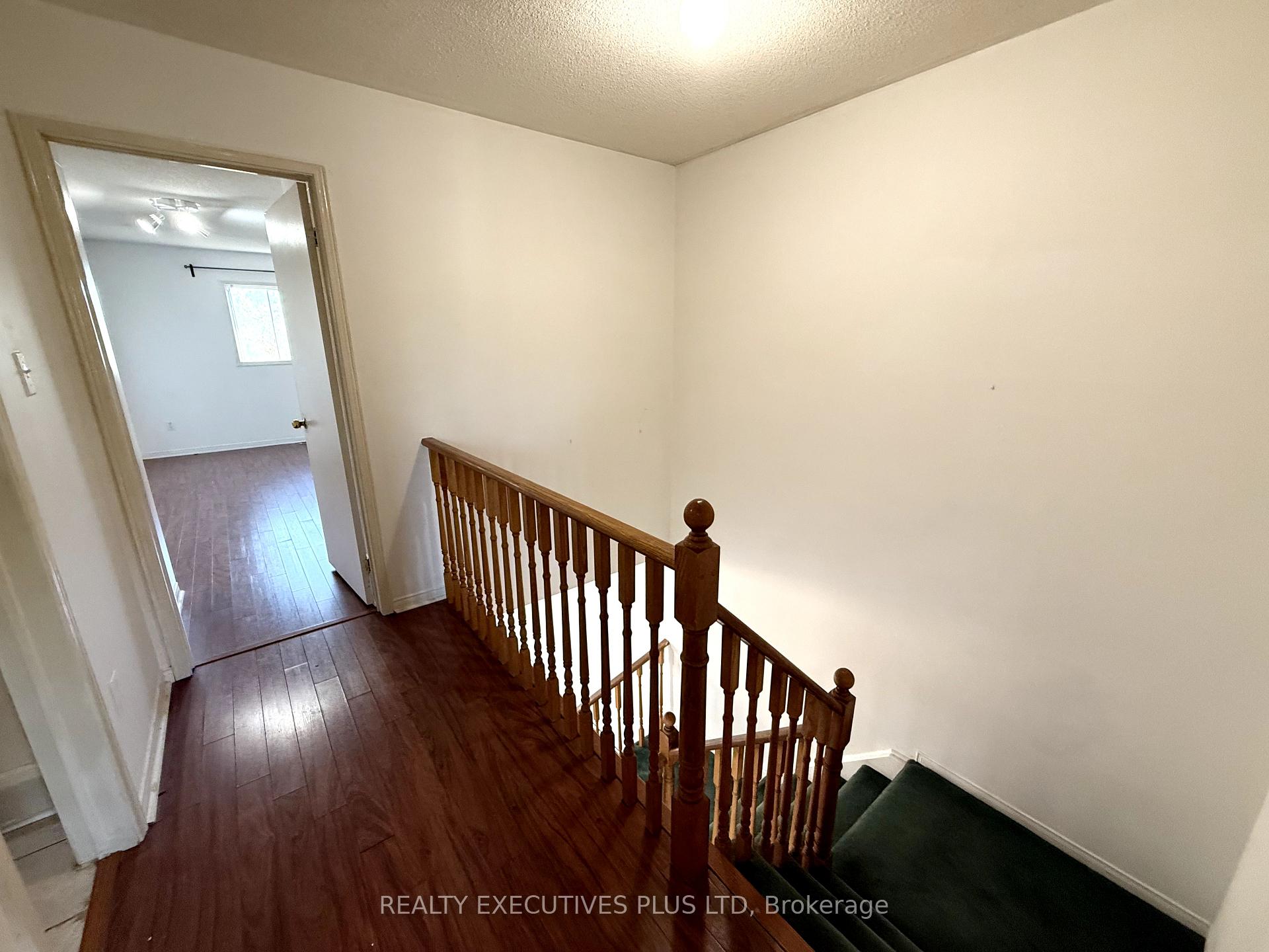 Photo 28 of 55 Ravenscliffe Court, Brampton, Northwood Park — HOMEH