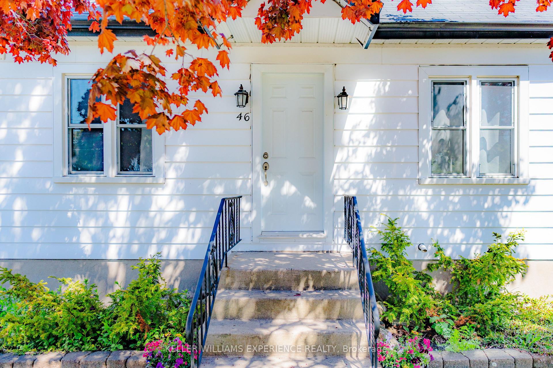 Photo 14 of 46 Grove Street W, Barrie, Queen's Park — HOMEH