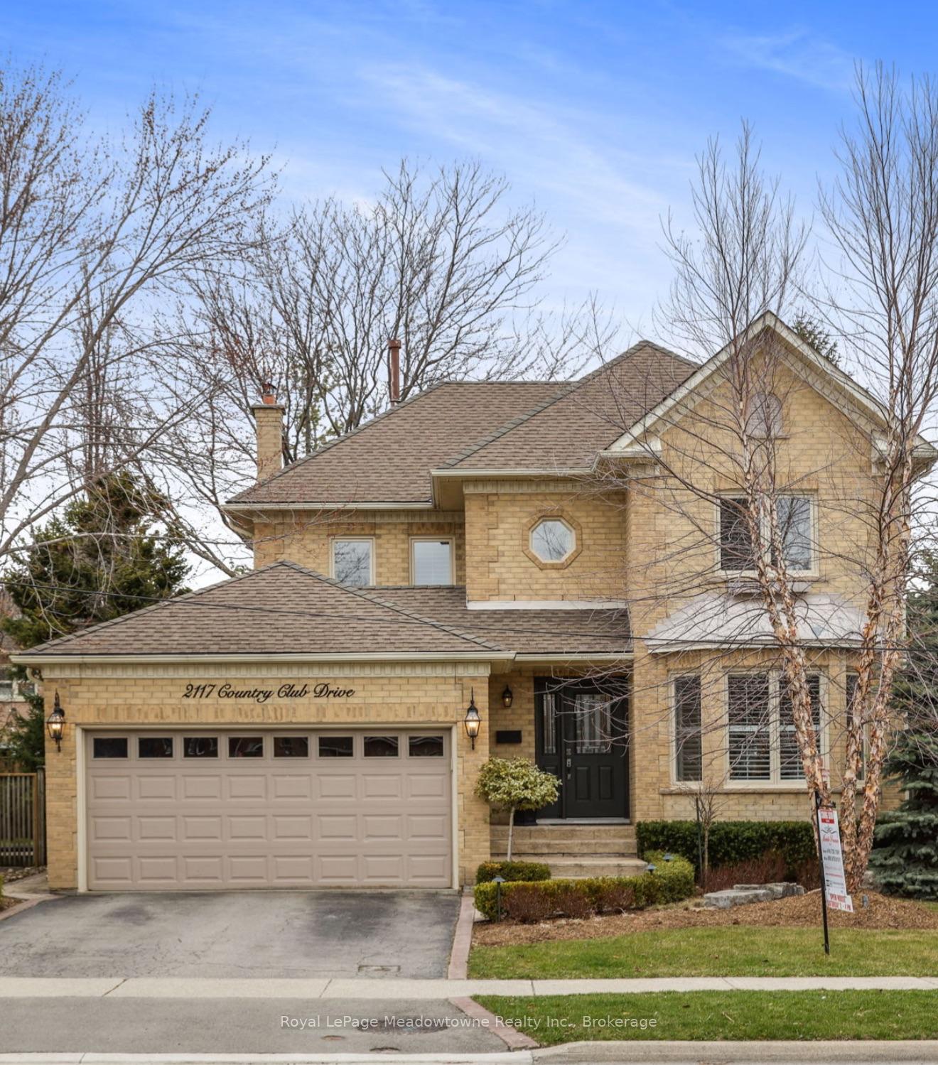 Front of 2117 Country Club Drive