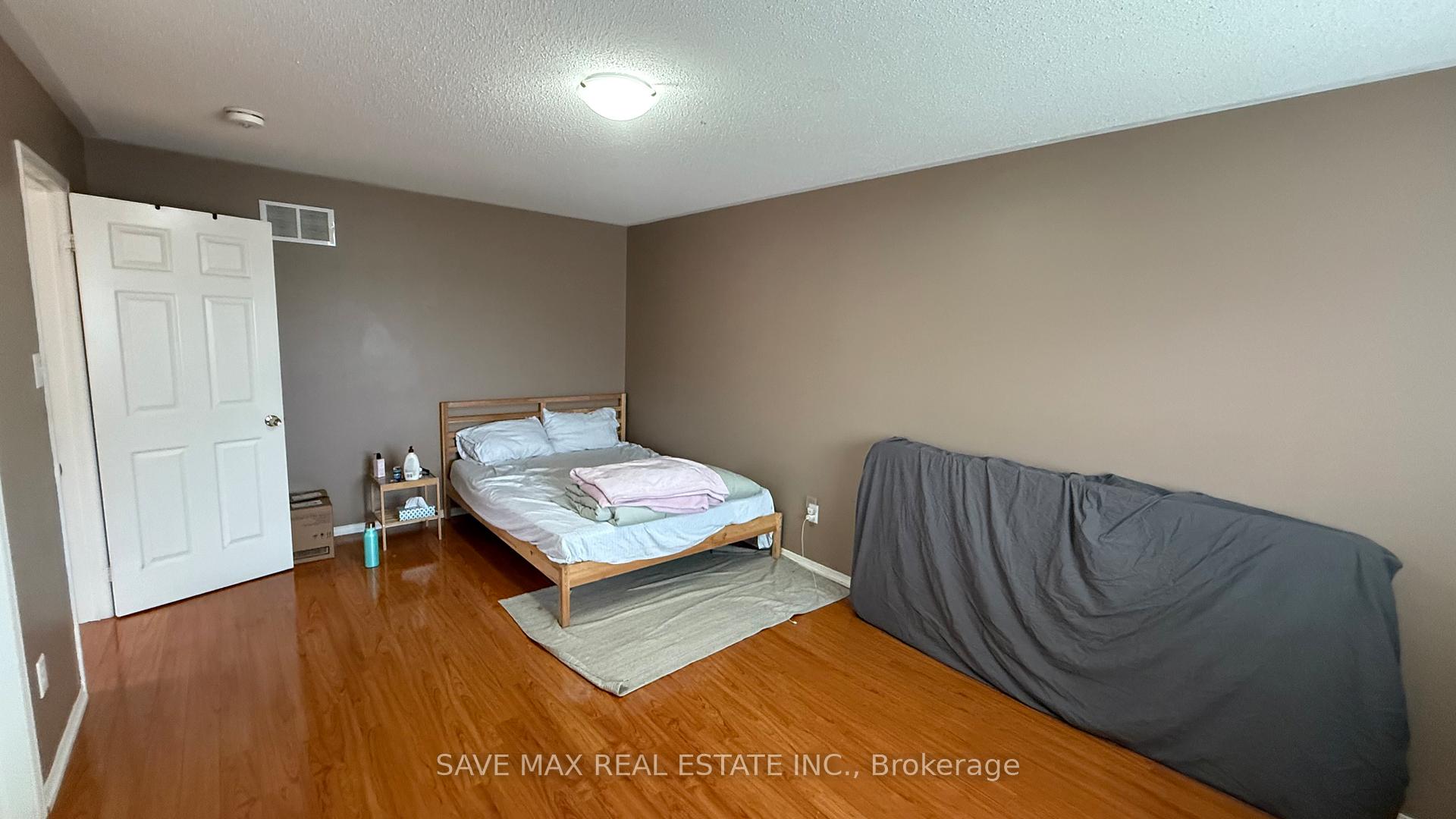 Photo 15 of 98 Sleightholme Crescent, Brampton, Bram East — HOMEH