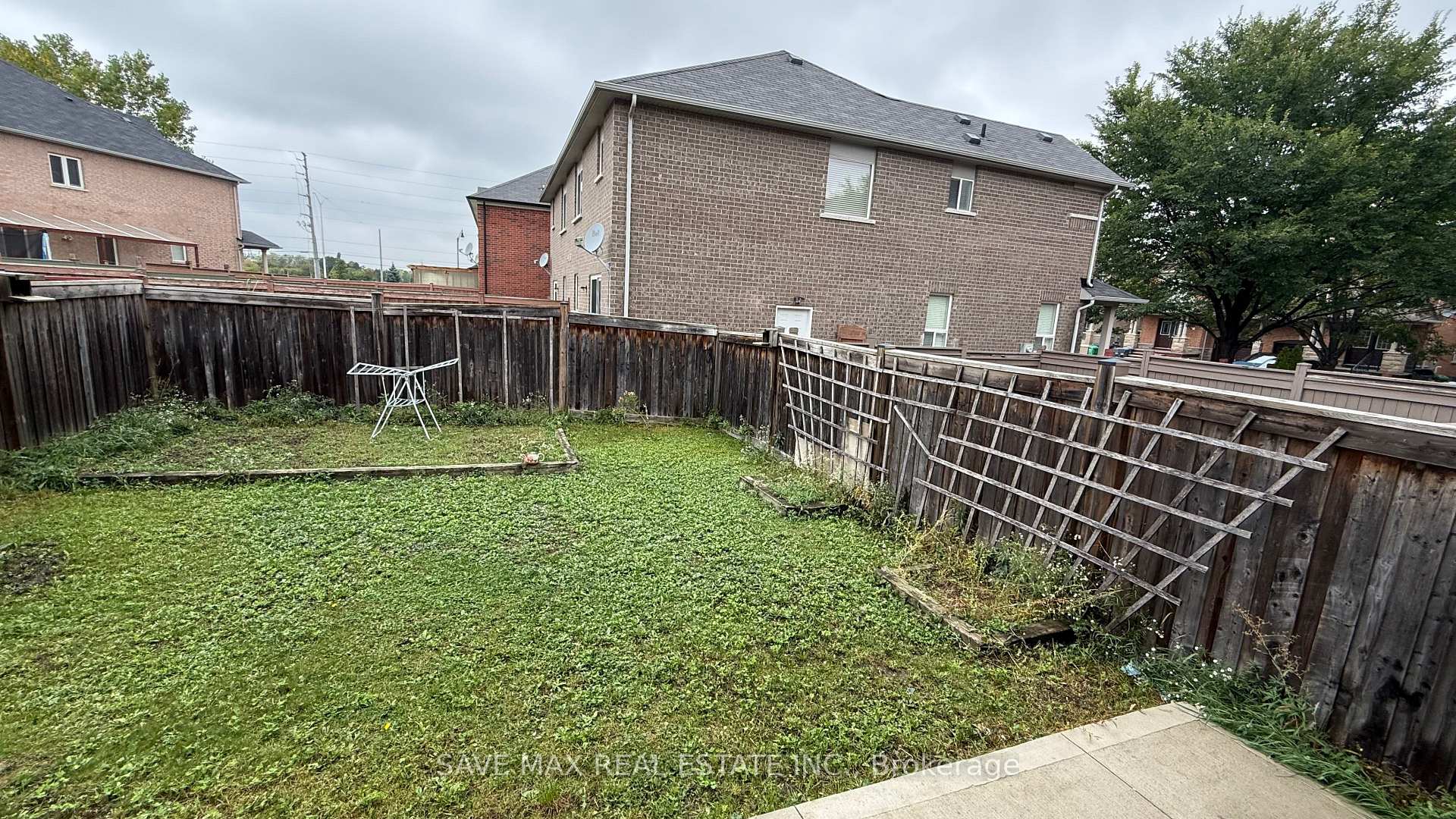 Photo 22 of 98 Sleightholme Crescent, Brampton, Bram East — HOMEH