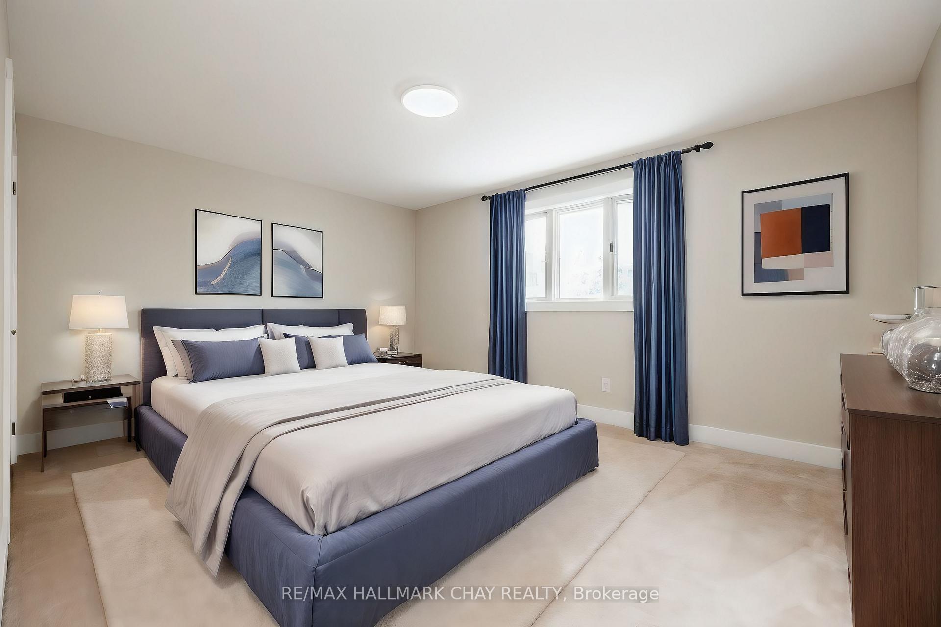 Photo 17 of 16 Garrett Crescent, Barrie, North Shore — HOMEH