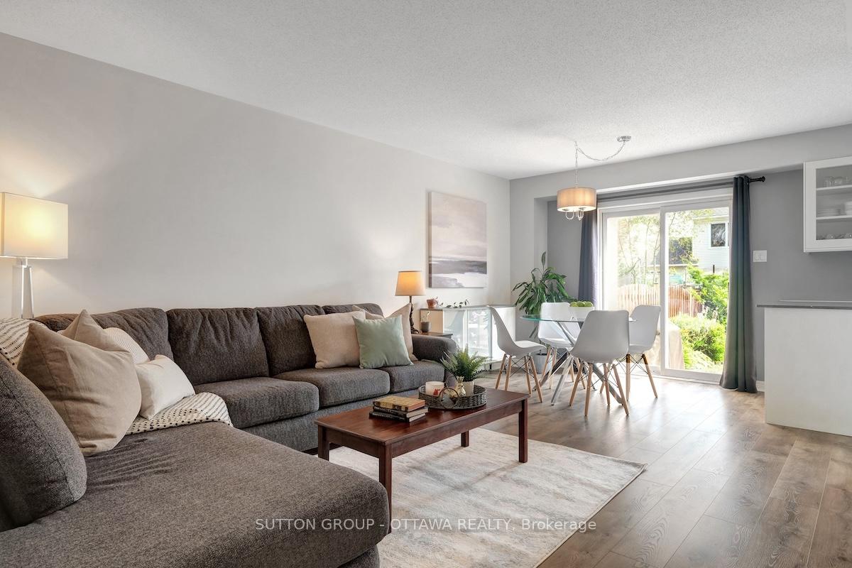 Photo 4 of 199 Markland Crescent, Ottawa, Barrhaven East — HOMEH